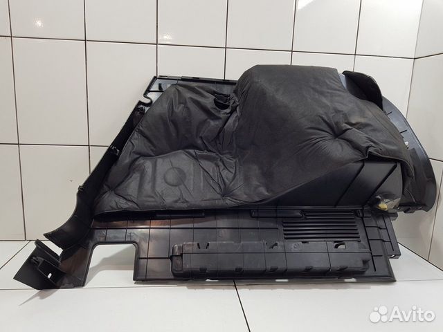 Обшивка багажника левая (Zotye T600)