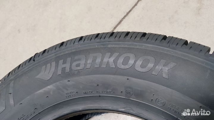 Hankook Vantra ST AS2 RA30 235/65 R16C 115R