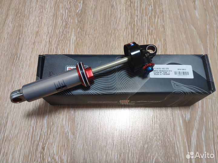 Воздушные амортизаторы и банки Rock Shox