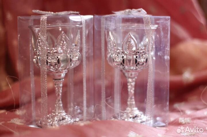 Подсвечник,свеча в подарочной упаковки