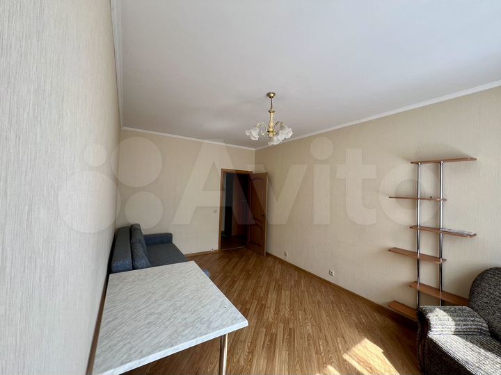 1-к. квартира, 42 м², 10/17 эт.