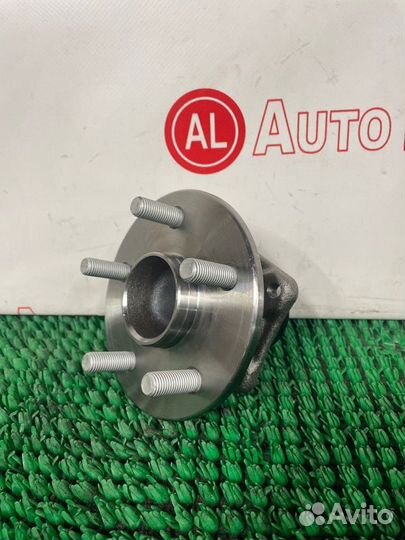 Ступичный узел задний Toyota Premio ZZT240 1ZZ-FE