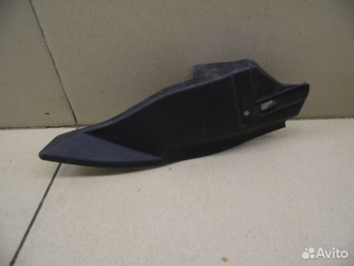 Накладка (кузов внутри) Hi Lux 2015