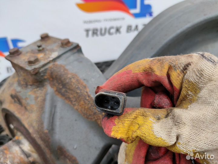 1917344 Балка передняя Daf XF106