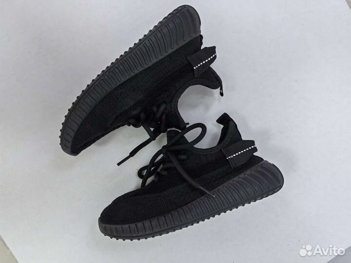 Кроссовки детские Adidas Yeezy boost 350