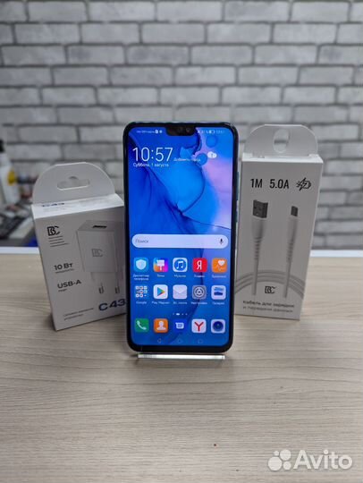 Телефон Honor 8x