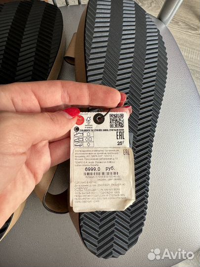 Сандалии Zara новые
