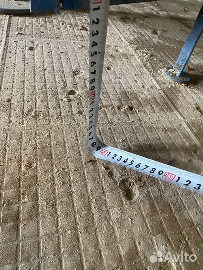 Металлическая лестница