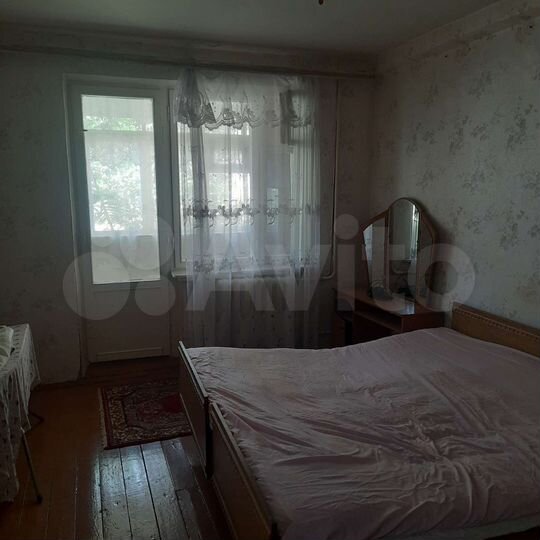 4-к. квартира, 85 м², 1/5 эт.