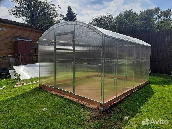 Теплица из поликарбоната