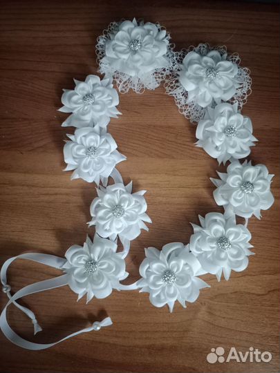 Лента в в косу