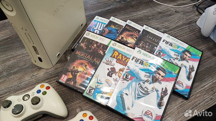 Игровая приставка xbox 360 прошитая, с играми