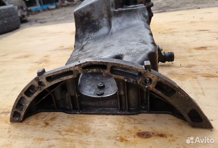 Поддон двигателя Mercedes OM646