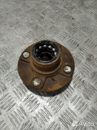 Ступица задняя Nissan Almera N16