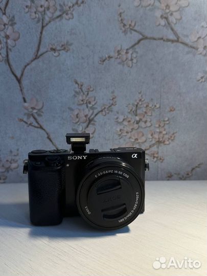 Компактный фотоаппарат sony