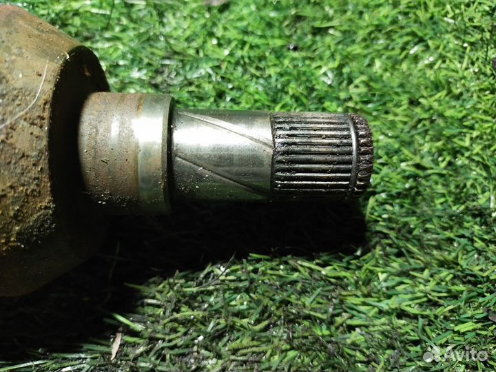 Полуось передняя левая Chevrolet Aveo T300