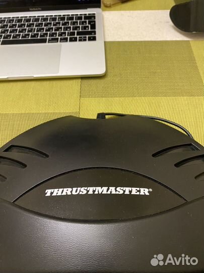Игровой руль thrustmaster ferrari