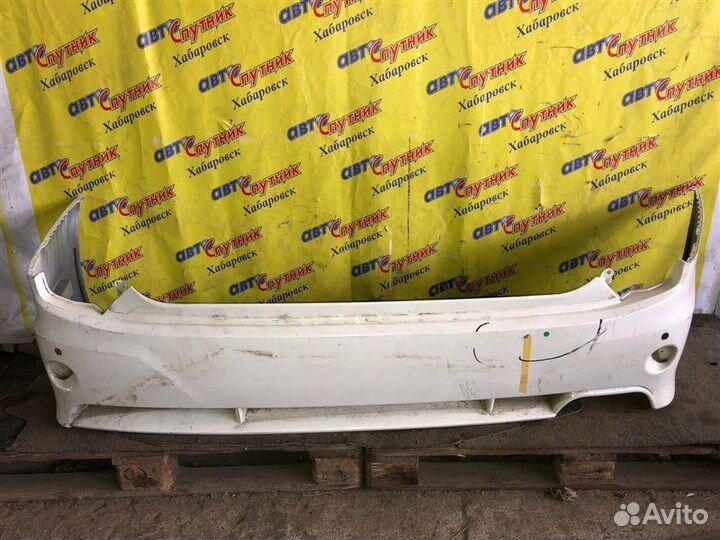 Бампер задний Nissan Elgrand E52