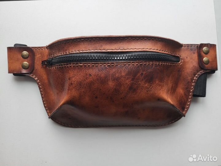 Поясная сумка из кожи ручной работы