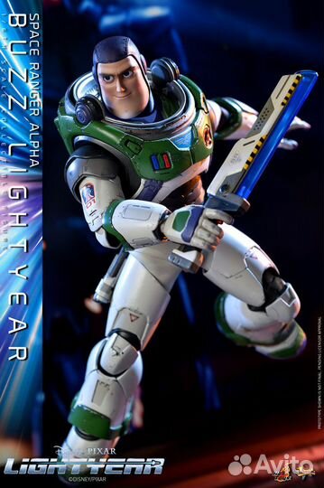 Space Ranger Alpha Buzz Lightyear (Deluxe Version)