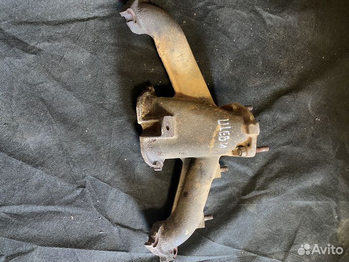 Выпускной коллектор б/у Niva Chevrolet.Разбор