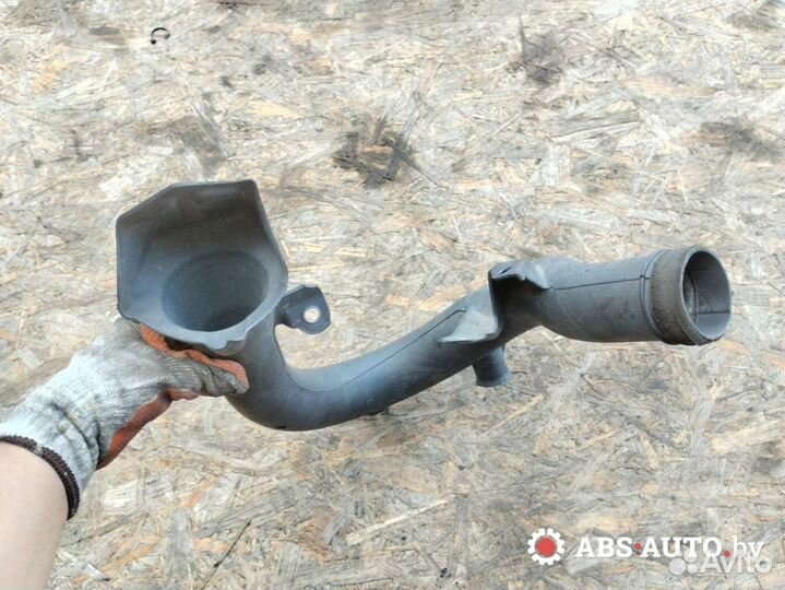 Патрубок воздушного фильтра Toyota Rav 4 3