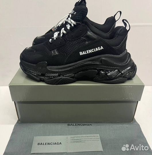 Кроссовки balenciaga triple s