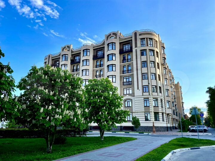 3-к. квартира, 100 м², 7/7 эт.