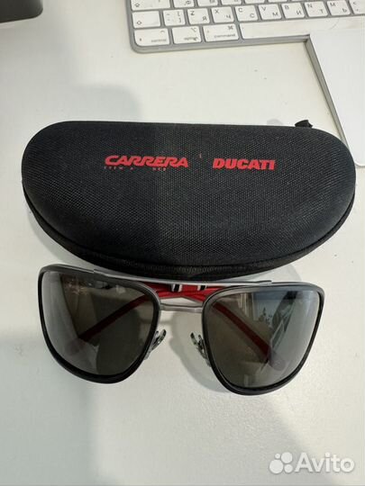 Солнцезащитные очки carrera ducati