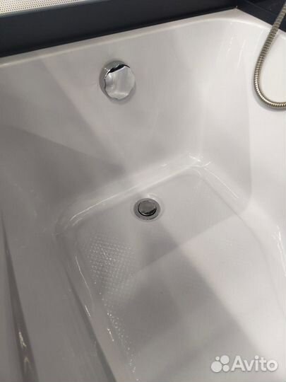 Душевая кабина