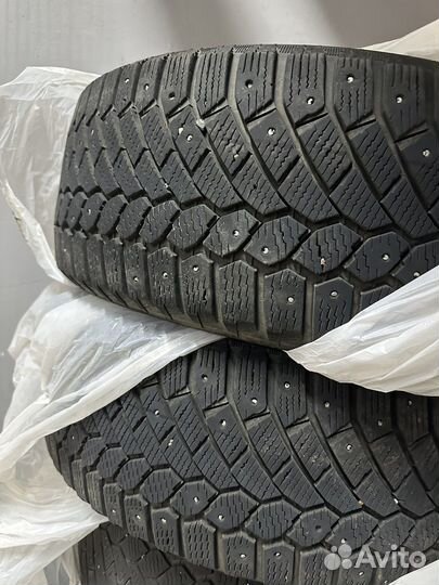 Gislaved Nord Frost 200 215/55 R17