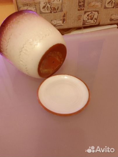 Цветочный горшок в виде чашки с блюдцем