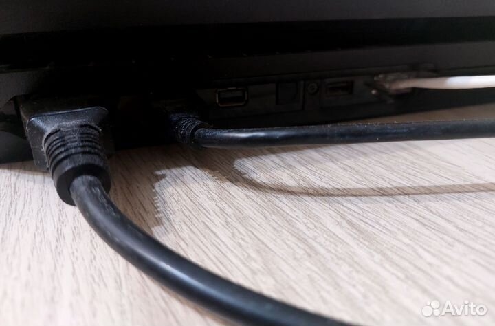 Игровая приставка ps4 pro 1tb