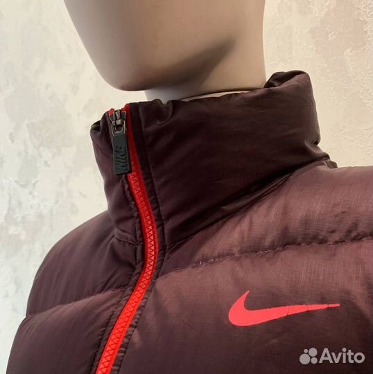 Жилет женский Nike