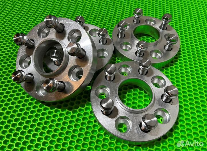 Проставки 25 мм 5х112 66,6 4 шт. Mercedes Audi