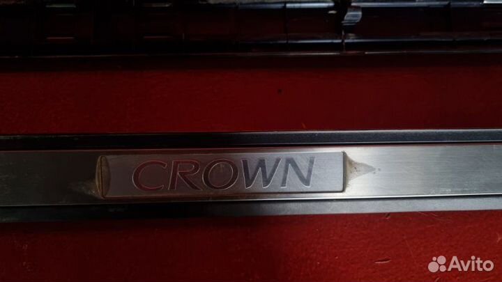 Накладка на порог Toyota Crown AWS210 2AR-FSE 2014