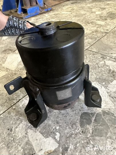 Опора двигателя toyota camry 40 Арт.23 260 160