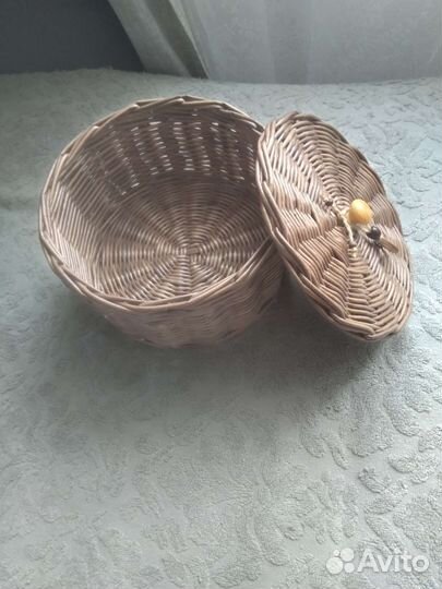 Корзина плетёная