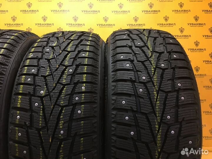 Roadstone Winguard WinSpike 215/50 R17 95T