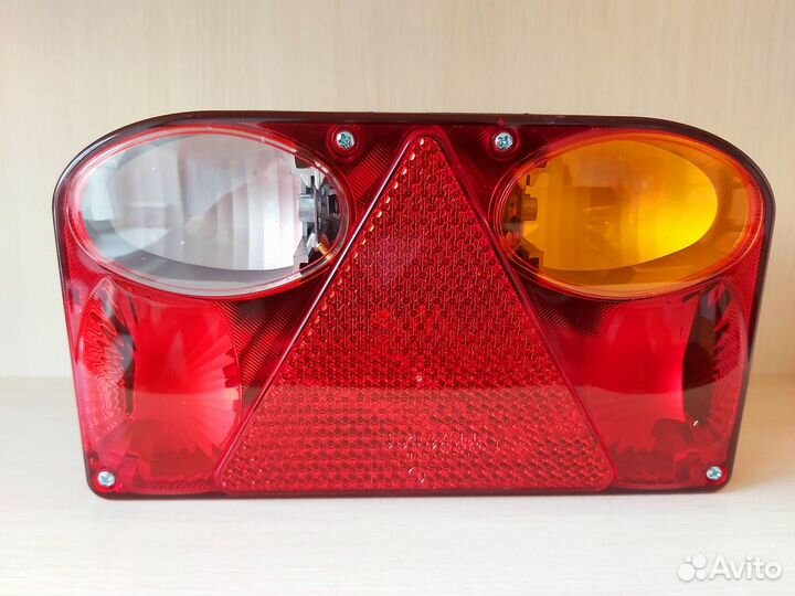 Фонарь задний на прицеп FT-088 pcof правый