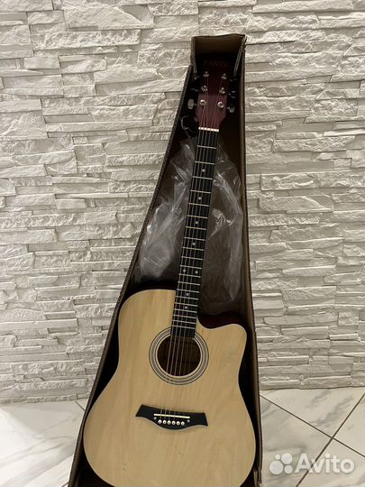 Акустическая гитара