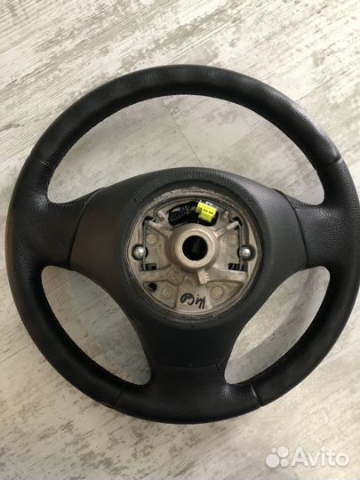 Руль BMW e90