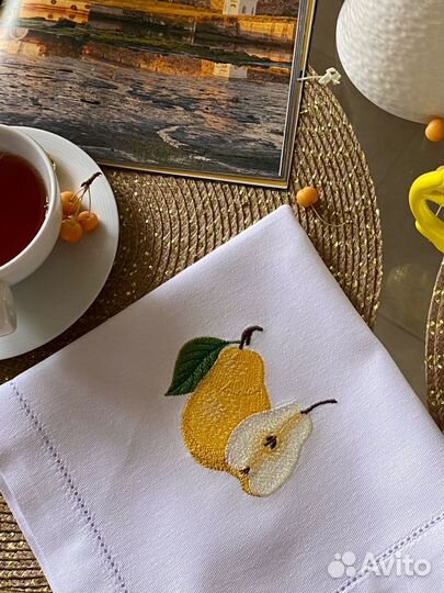 Салфетки с вышивкой