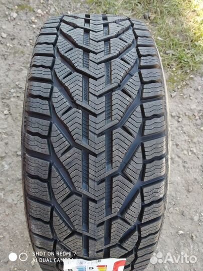 Tigar SUV Winter 215/70 R16