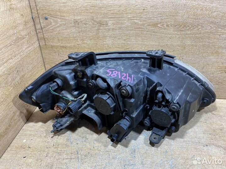 Фара передняя левая SsangYong Rodius 1 142185