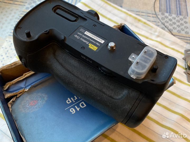 Батарейный блок для фотоаппарата Nicon D750