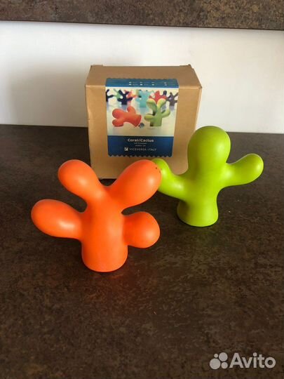 Солонка и перечница Франция новые