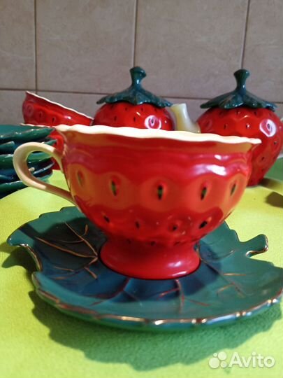 Чайный сервиз Клубника винтаж