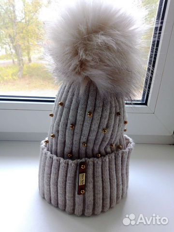 Женская зимняя шапка