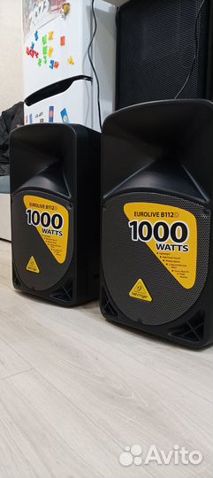 Активные колонки behringer B112D